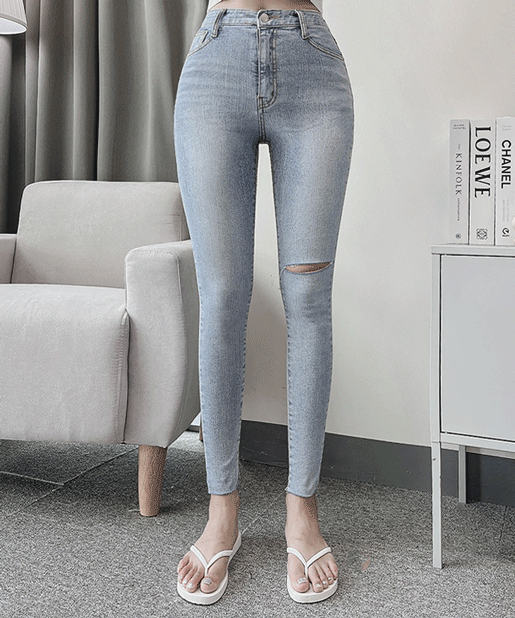 [Small girls available] Cracked legs open skinny, pt