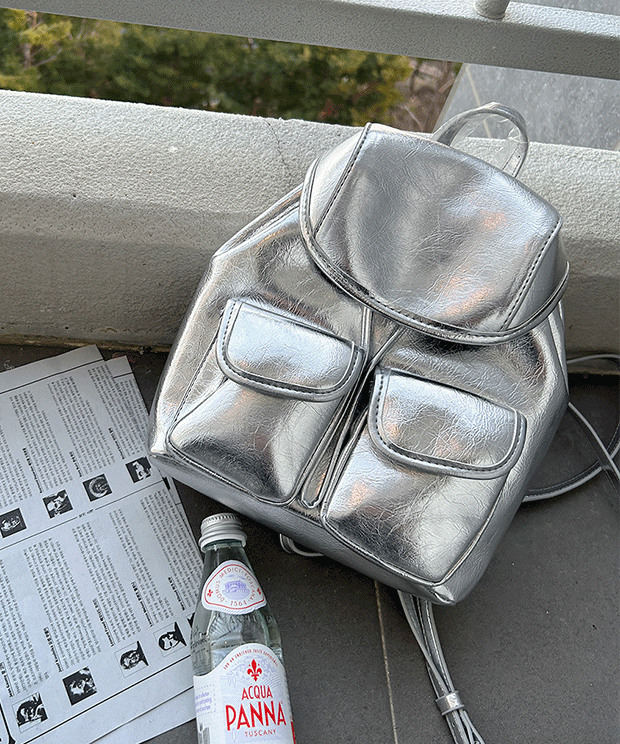 [💙Summer essential/must-have ෆ] Tutu Shah Silver Backpack, bag